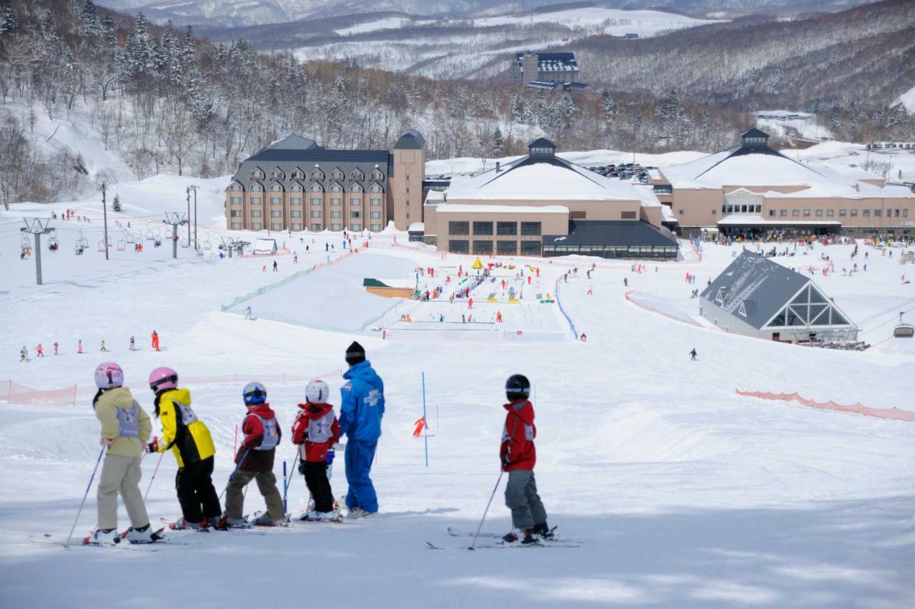 Yu Kiroro, Ski-In Ski-Out Luxury Residences Akaigawa Eksteriør billede